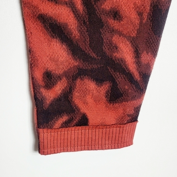 NWT TWENTY MONTREAL Flames Hyper Reality Knit Sweatpants - Picture 6 of 9